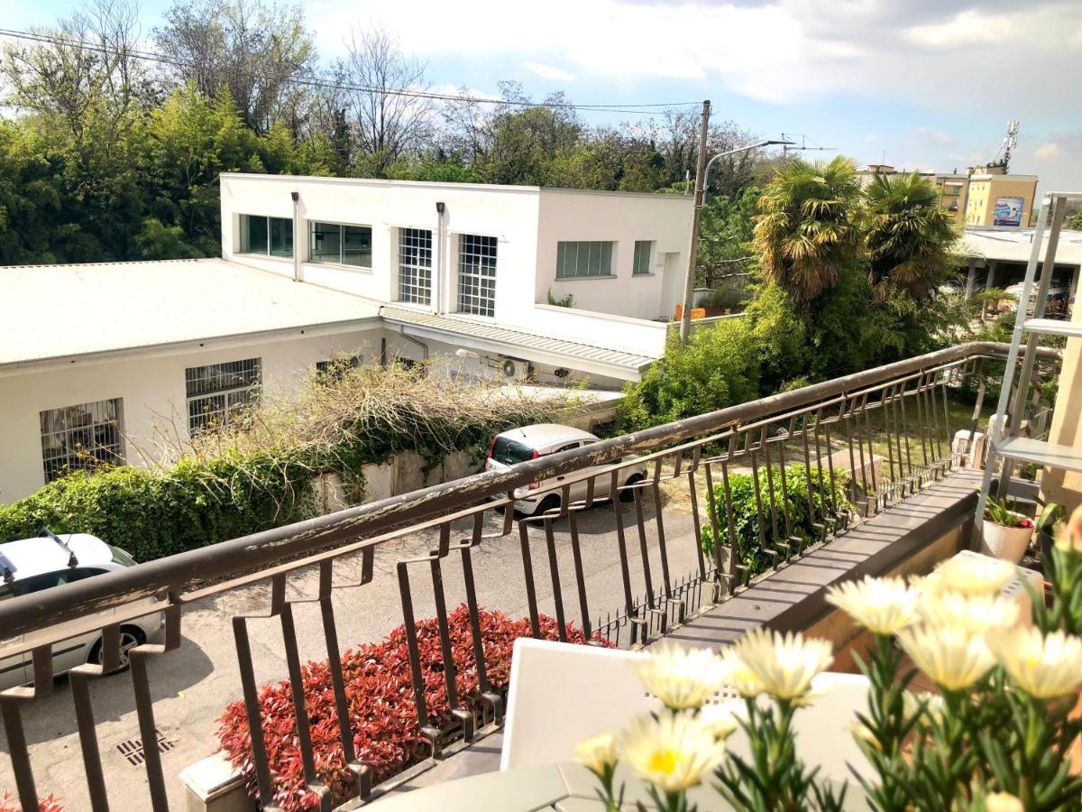 Serenity B&B 布雷西亚 外观 照片