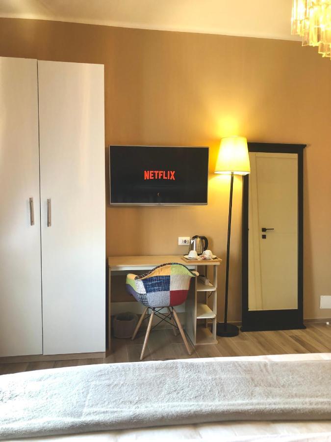 Serenity B&B 布雷西亚 外观 照片
