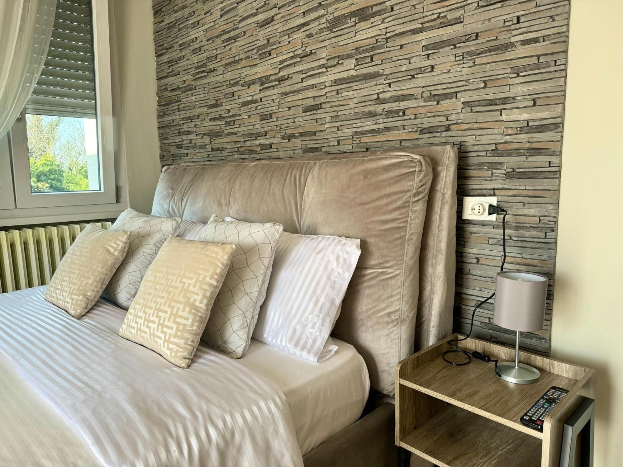 Serenity B&B 布雷西亚 外观 照片
