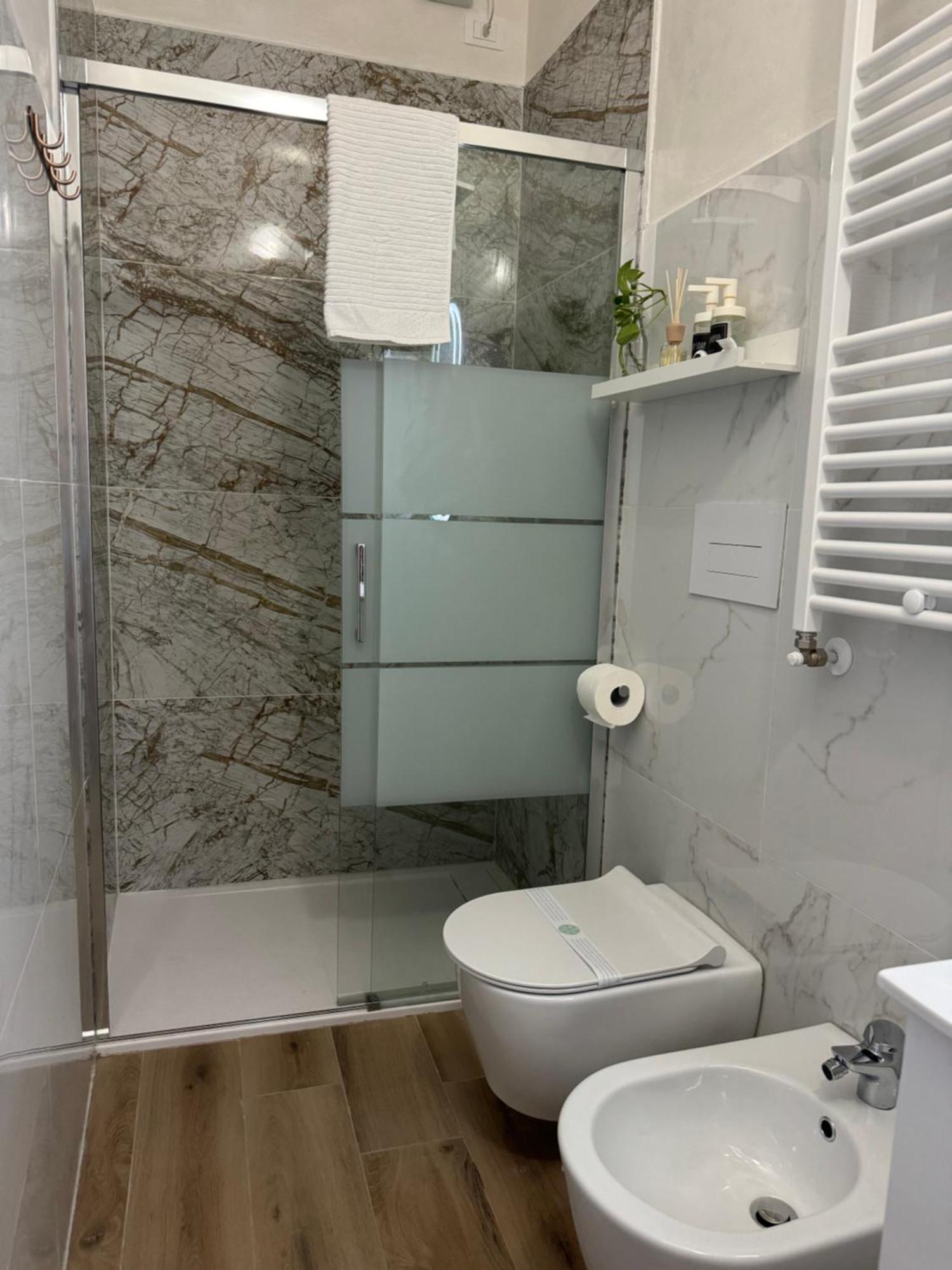 Serenity B&B 布雷西亚 外观 照片