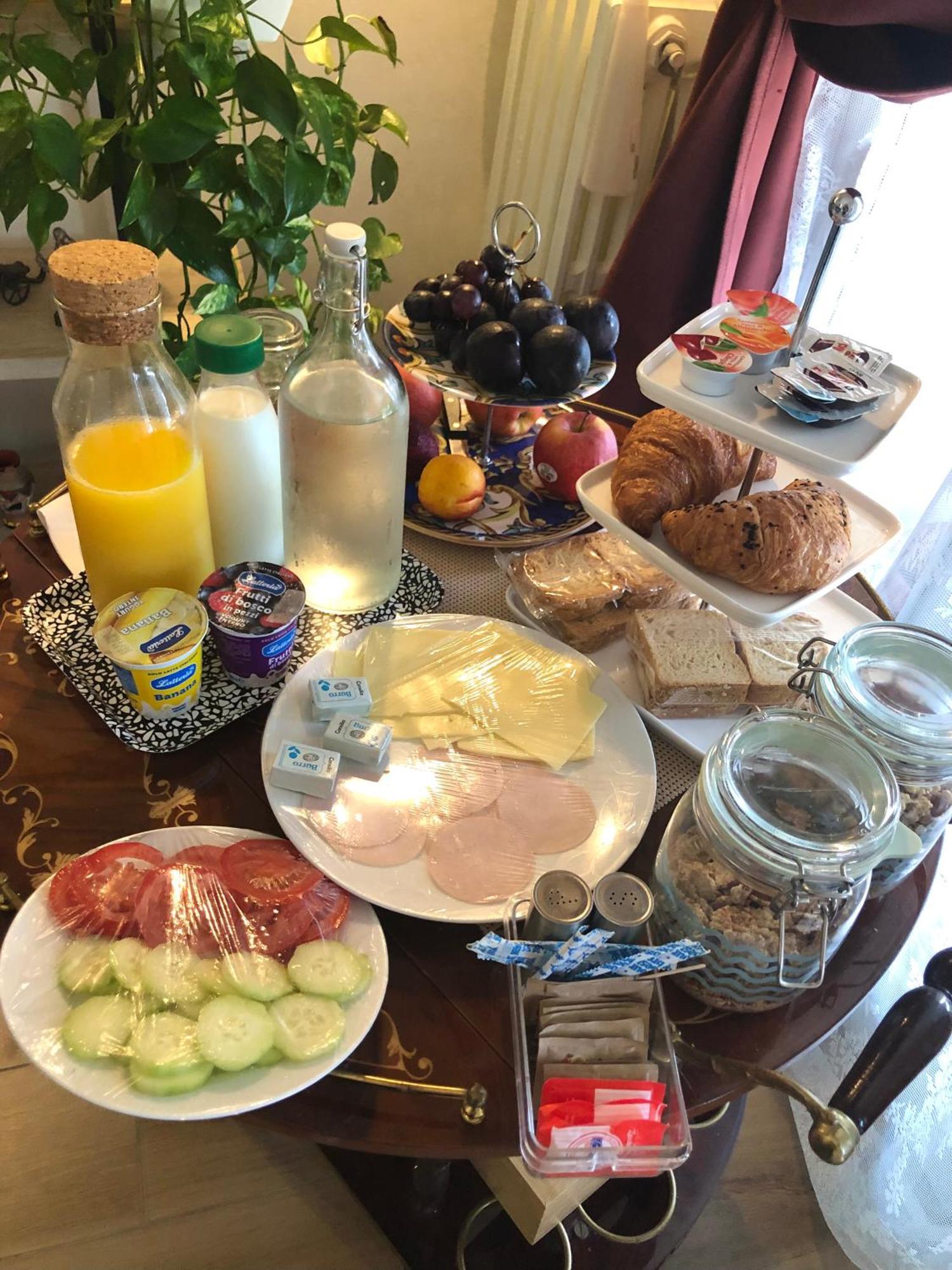 Serenity B&B 布雷西亚 外观 照片